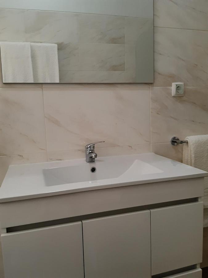 Alojamento Ferreira - Apartamento B Apartment Santiago do Cacem Bagian luar foto