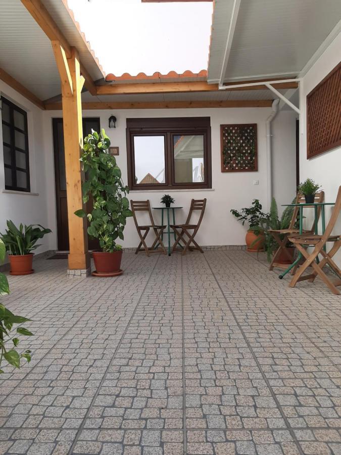 Alojamento Ferreira - Apartamento B Apartment Santiago do Cacem Bagian luar foto