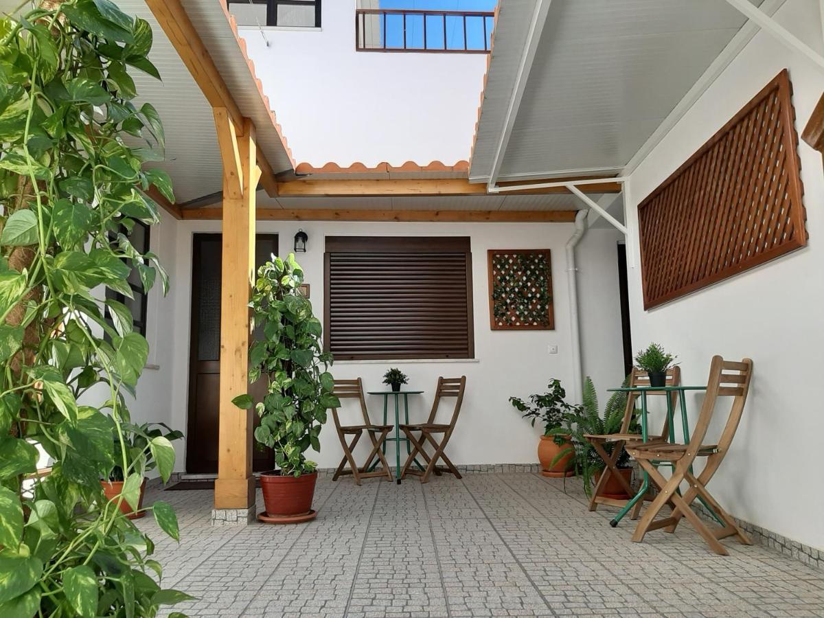Alojamento Ferreira - Apartamento B Apartment Santiago do Cacem Bagian luar foto